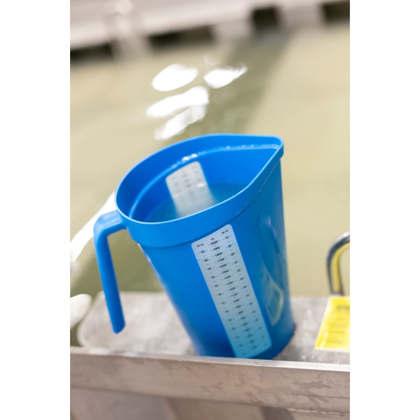 Vikan Measuring jug, 2 Litre, Choice of colour