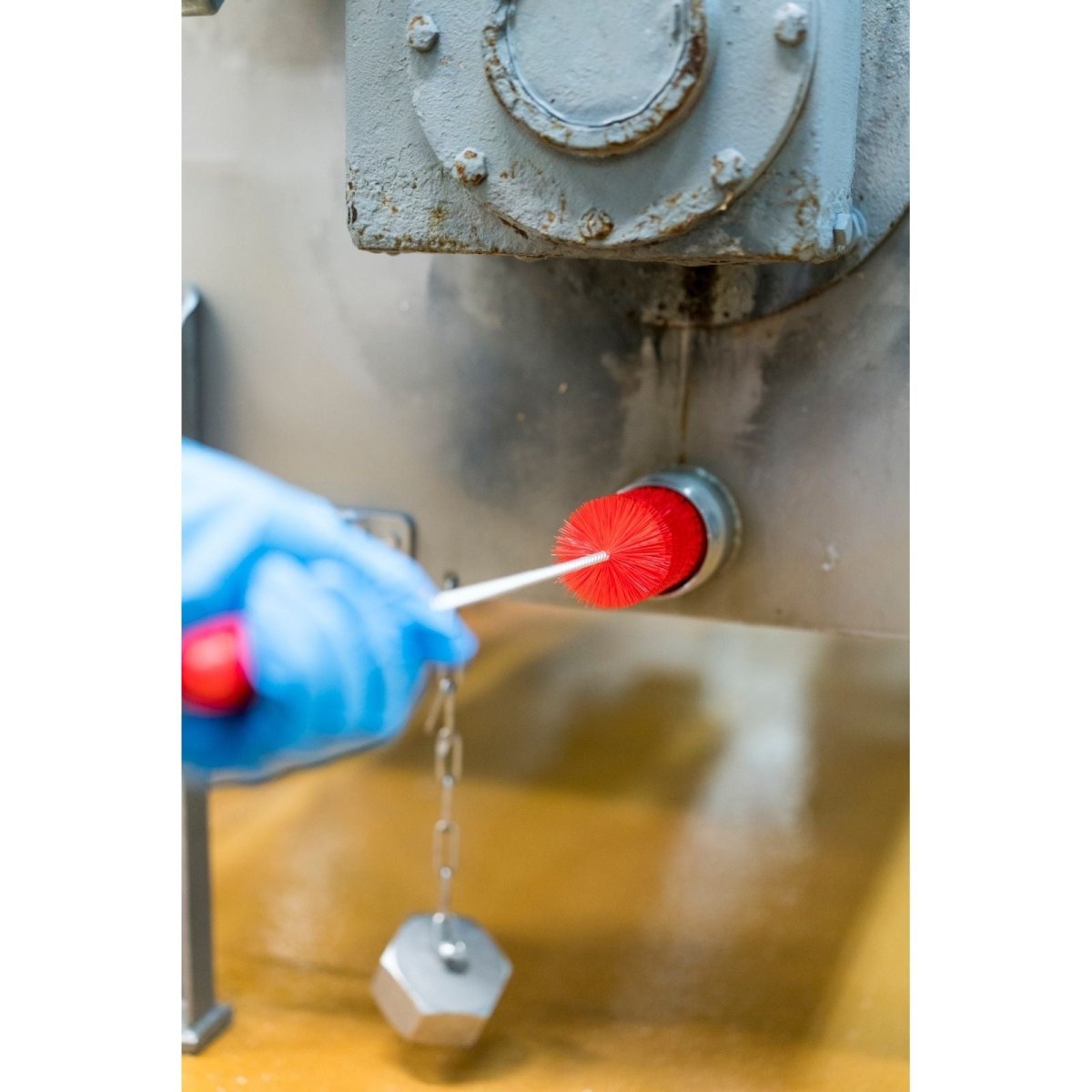 Vikan 5376 Tube Brush, Ø20 mm, 500 mm, Medium Choice of colour - Auto Rae-Chem