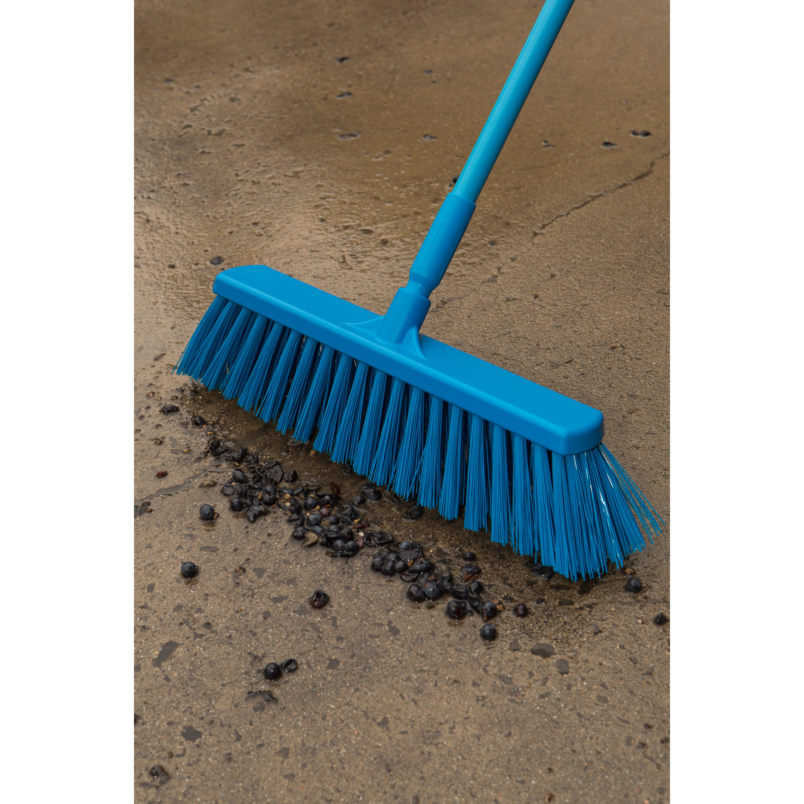 Vikan 2920n Sweeping Brush Large 530mm Very Stiff Bristles