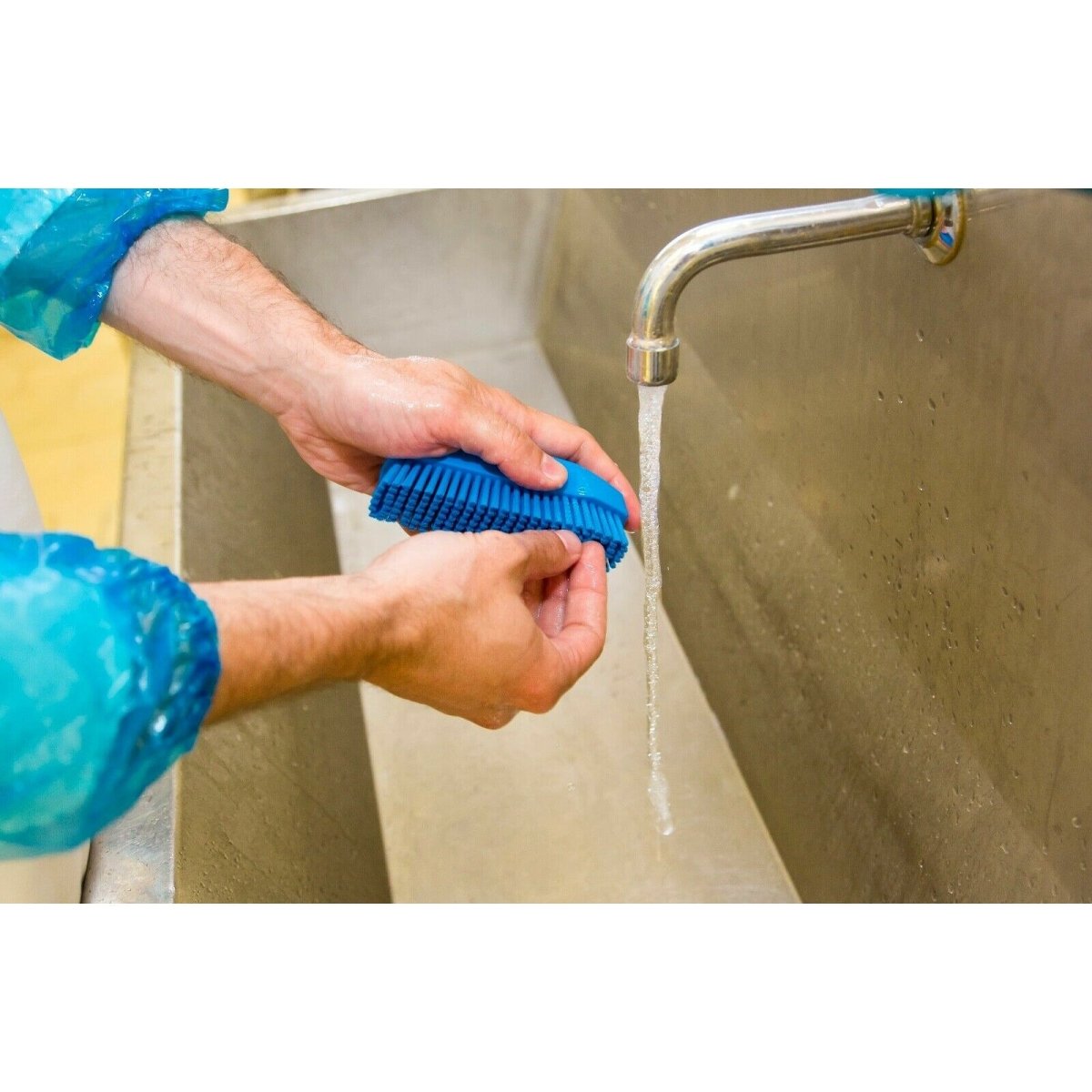 Vikan 6440 Stiff Nail Scrubbing Brush | Detailing & Workshop - Auto Rae-Chem