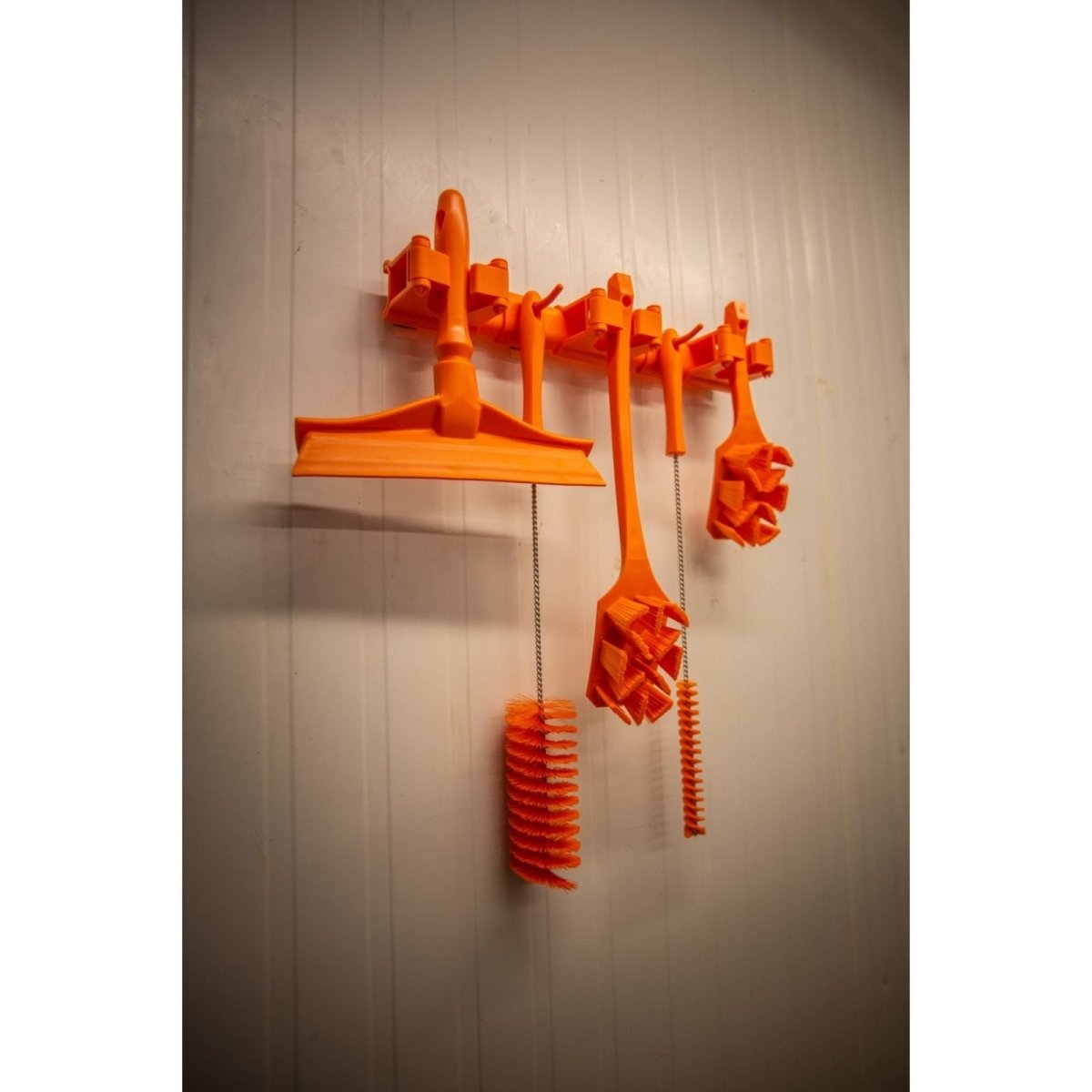 Vikan 5376 Tube Brush, Ø20 mm, 500 mm, Medium Choice of colour - Auto Rae-Chem