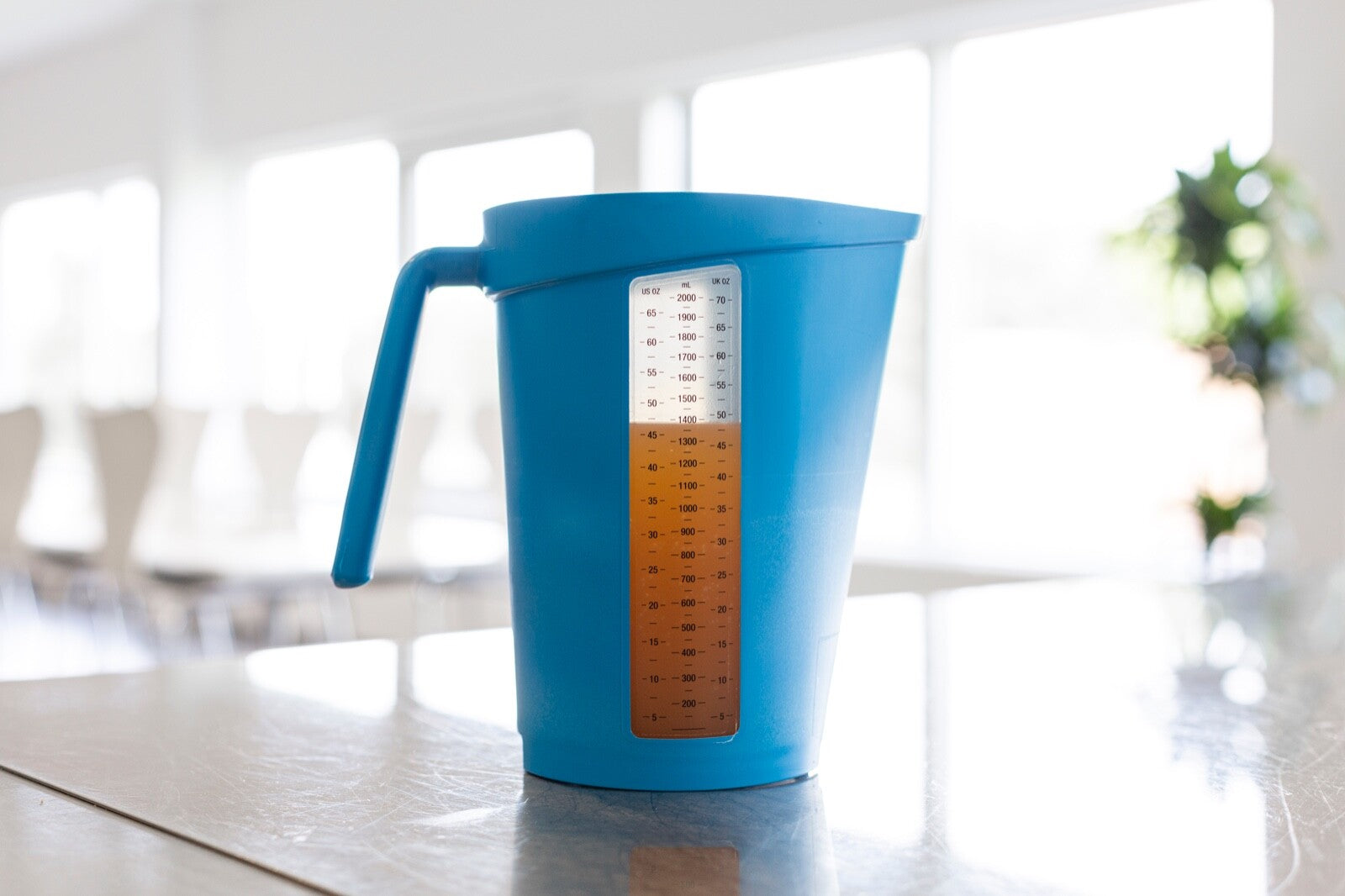 Vikan Measuring jug, 2 Litre, Choice of colour