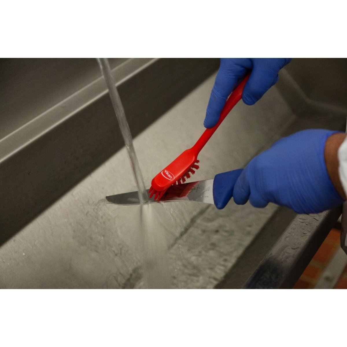Vikan 42872 - 42876 High Catering Quality Washing Up/Pan Scrub/Utility Brush - Auto Rae-Chem