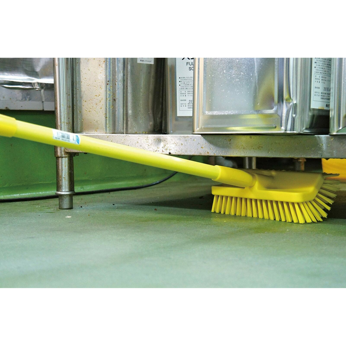 Vikan Ultra Hygienic Handle 1500mm Yellow - View 4 | Auto Rae-Chem