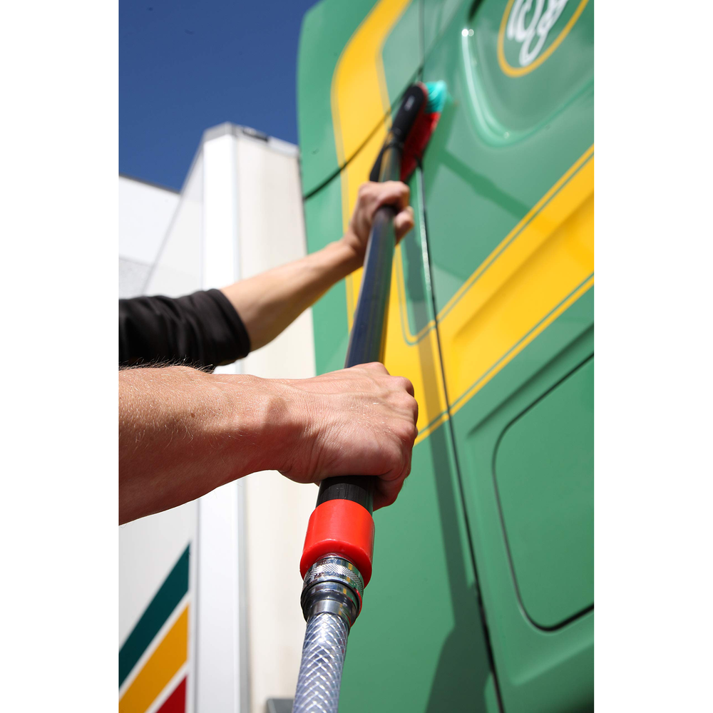 Vikan 297352Q Waterfed Telescopic Handle with Quick Disconnect Fitting | Auto Rae-Chem