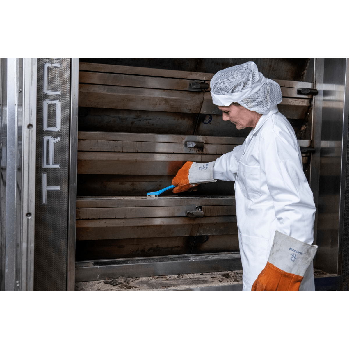 Vikan 44023 Detail Brush with heat resistant filaments, 205 mm, Very hard, Blue - Auto Rae-Chem
