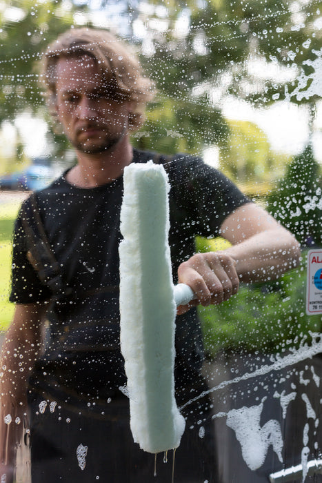 Vikan Wash Fleece Sleeve and option holder for cleaning windows and walls