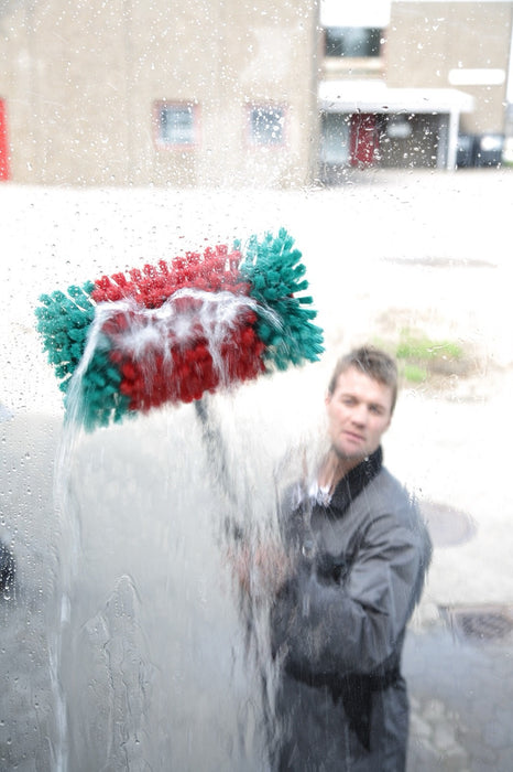Professional Soft Car Wash Brush – Vikan Water Fed High-Low 524752