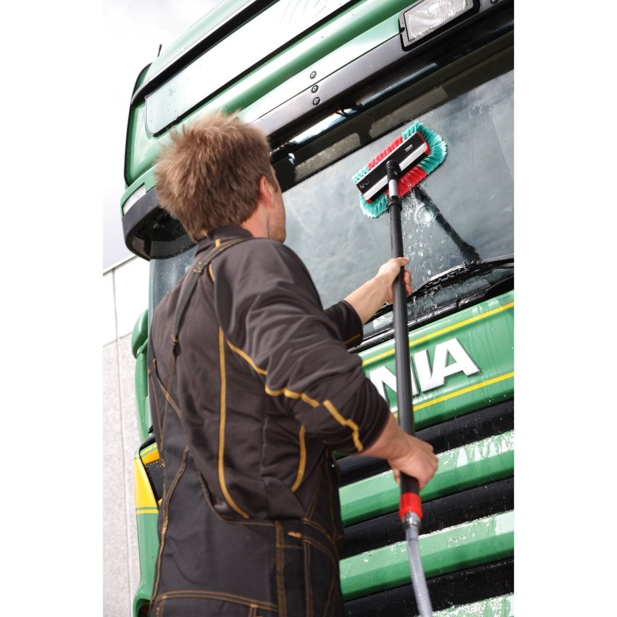 Vikan 524752 Hi-Lo Water-Fed Brush | 280mm Soft/Split - Auto Rae-Chem