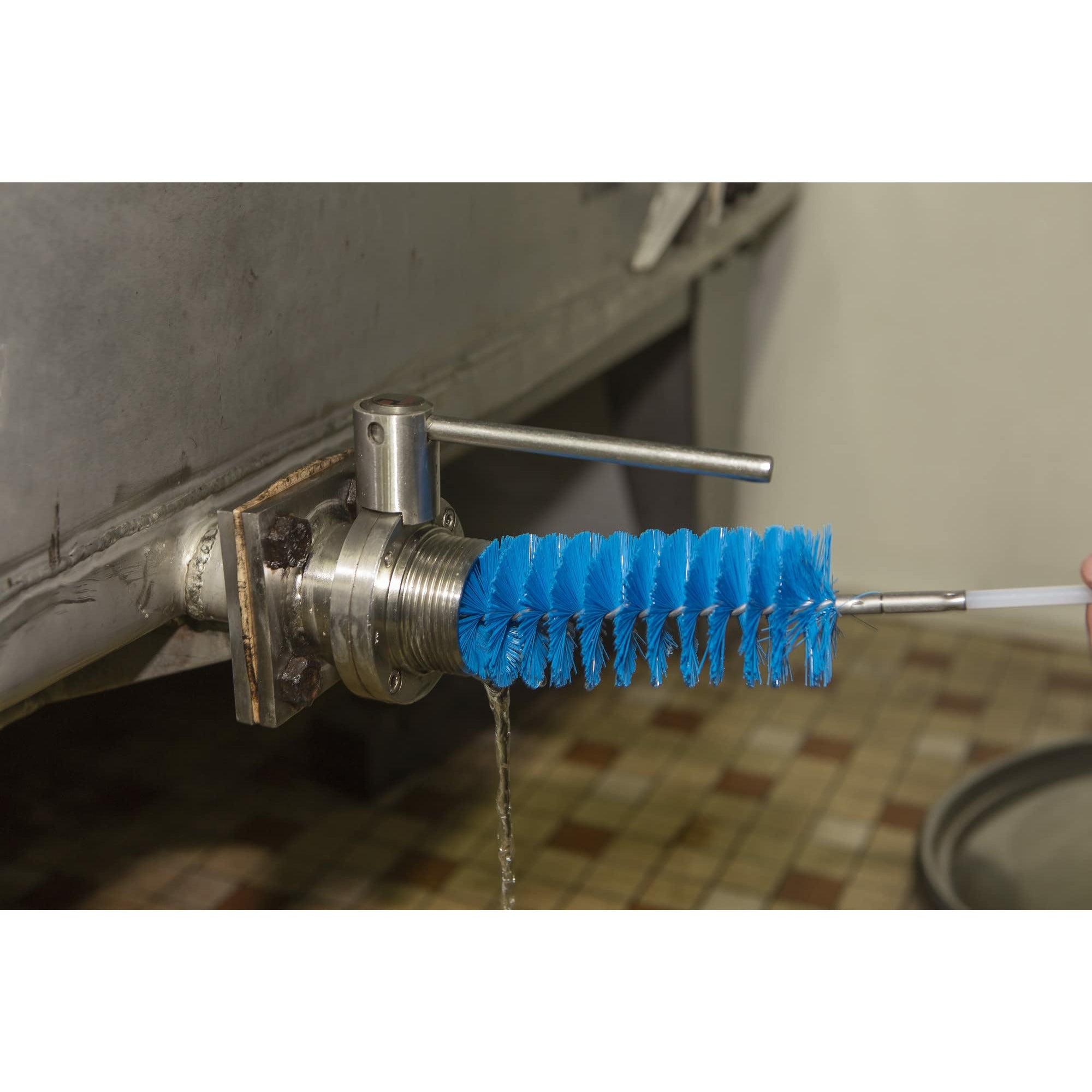 Vikan 53543 Tube Brush Polyester Half Inch Blue - View 4 | Auto Rae-Chem
