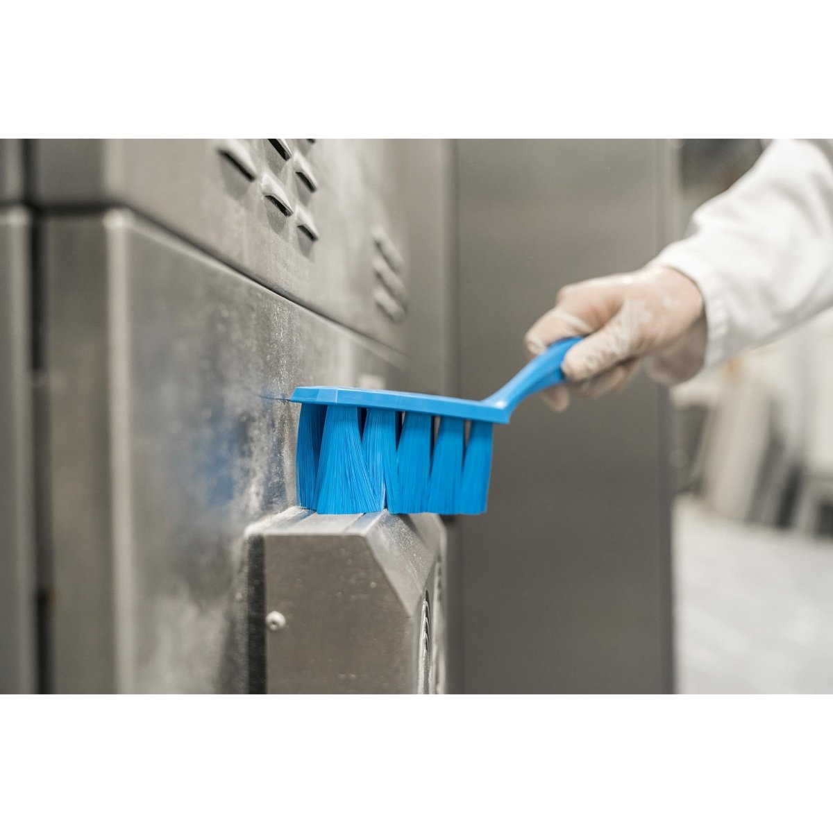 Vikan 45856 UST Bench Brush, Medium, Yellow - Auto Rae-Chem