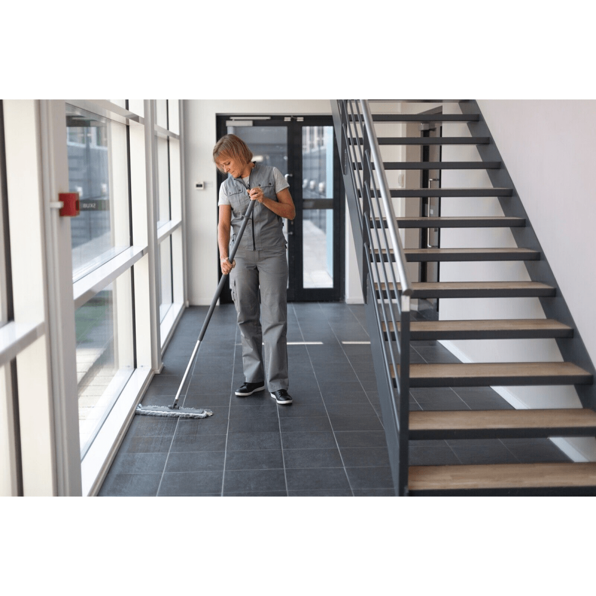Vikan 549640 Damp 43 Mop, Hook & Loop, 40 cm VEC System Size, Grey, Box of 5 - Auto Rae-Chem