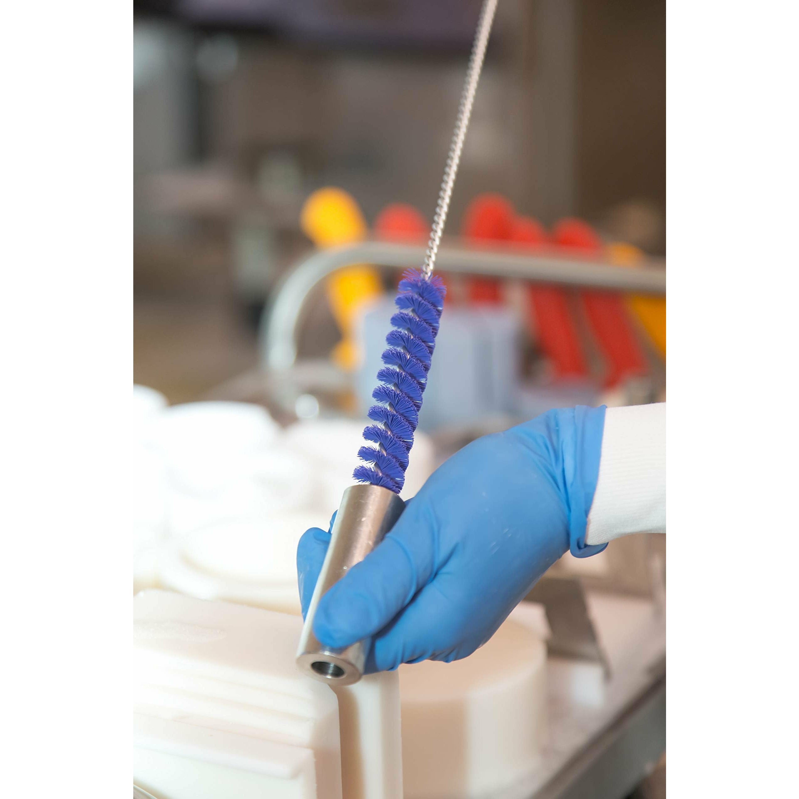 Vikan Tube Brush 20mm 500mm Medium Green - View 3 | Auto Rae-Chem